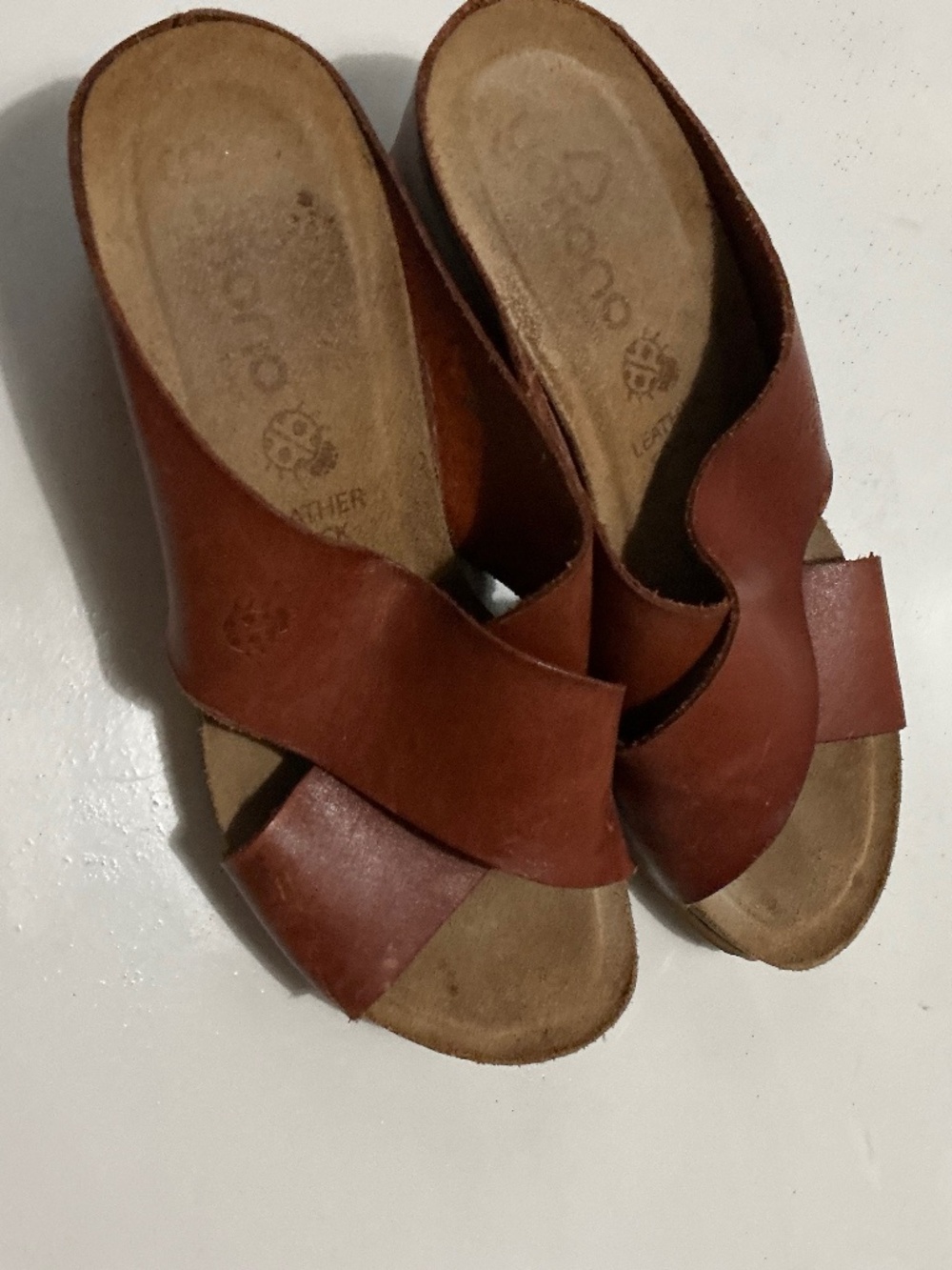 Yokono brown criss cross wedge size 8